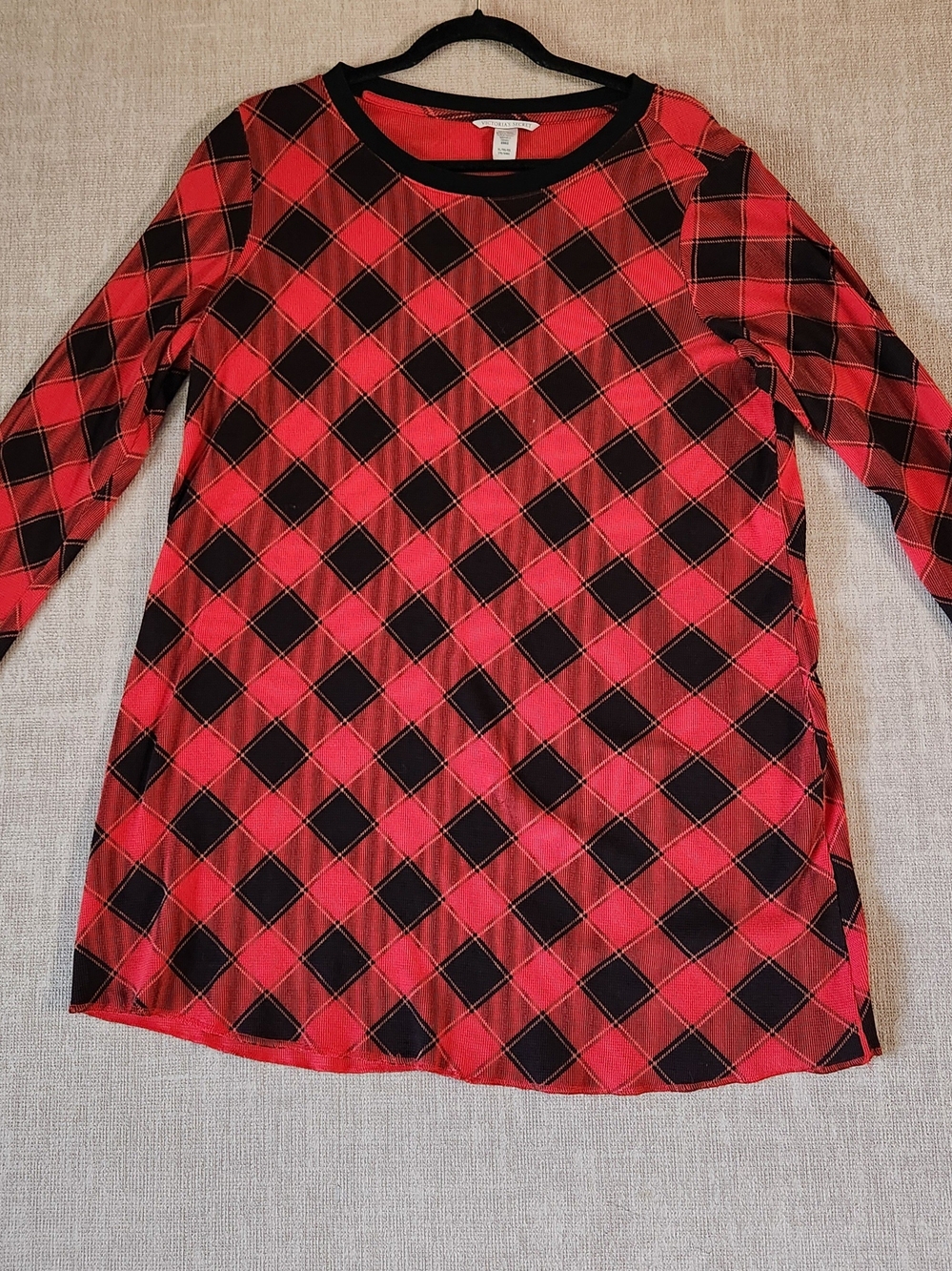 Victoria's Secret Red & Black Plaid Long Sleeve Nightgown